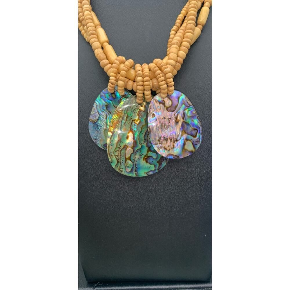 Vintage Nwt Stunning Wooden Beaded & Abalone Shel… - image 2
